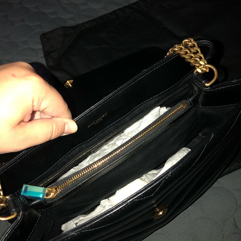 AUTHENTIC YSL Medium Loulou Matelassé Shoulder Bag - Picture 4 of 9